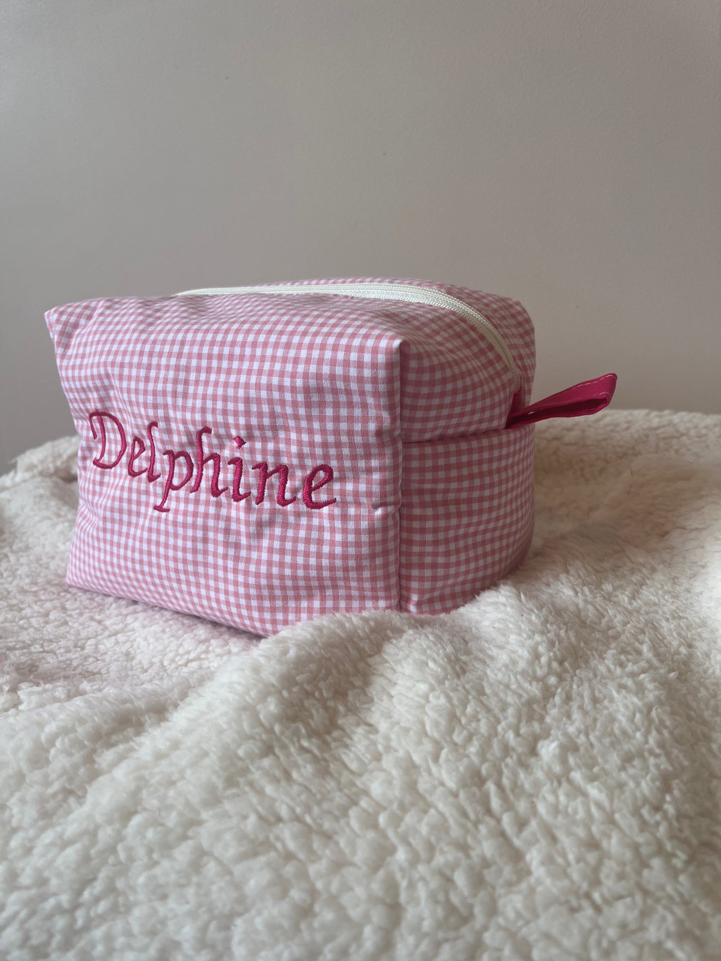 Trousses de toilette en vichy rose coton personnalisable - Taille médium
