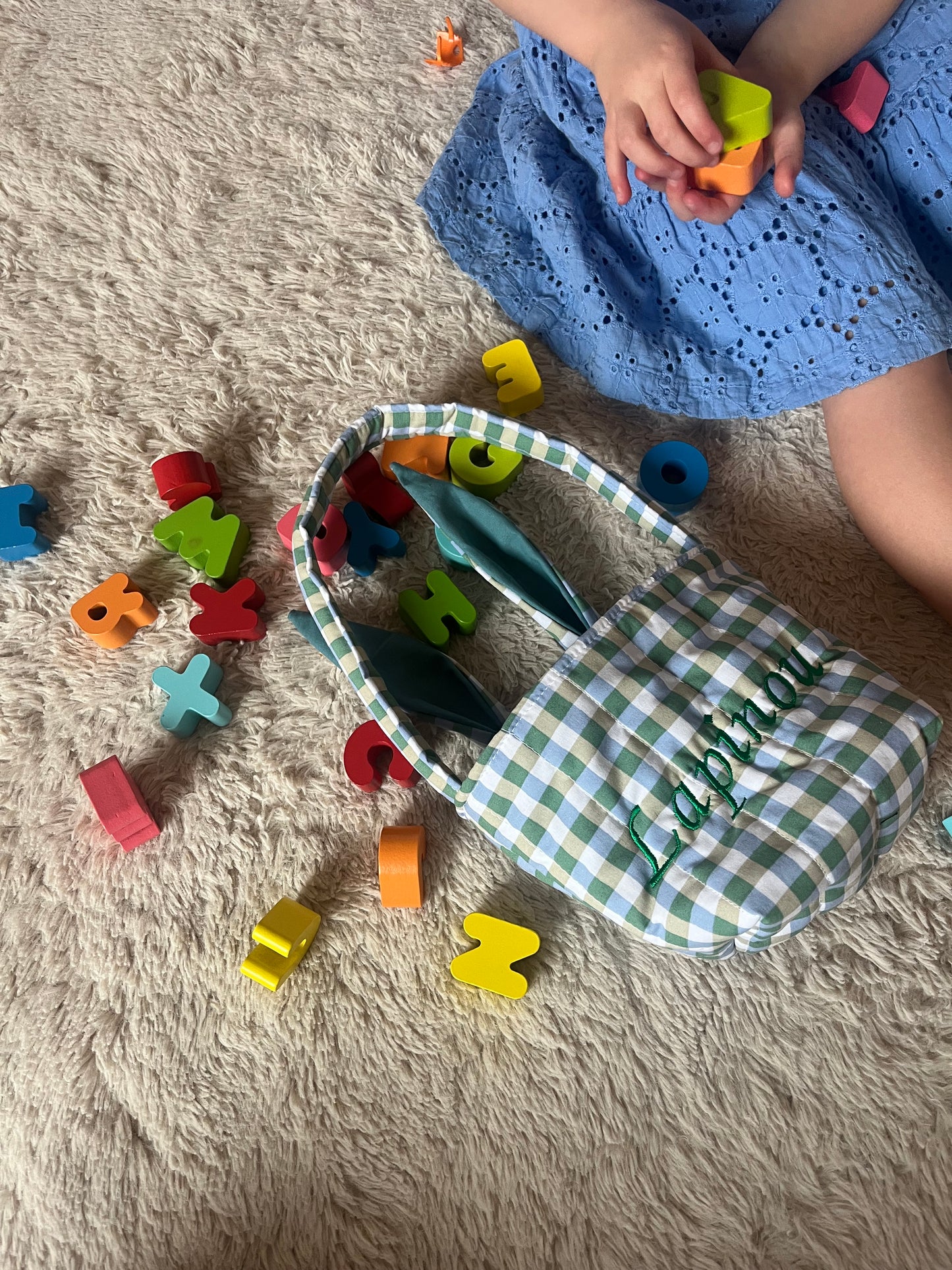 Panier de décoration pâques vert et bleu personnalisable