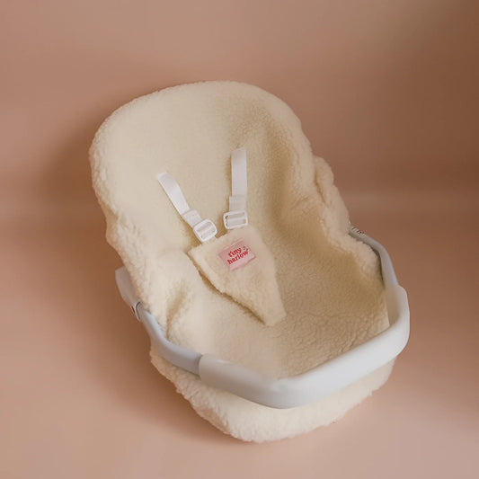 Coque sherpa Tiny Harlow – Le cosy de poupée