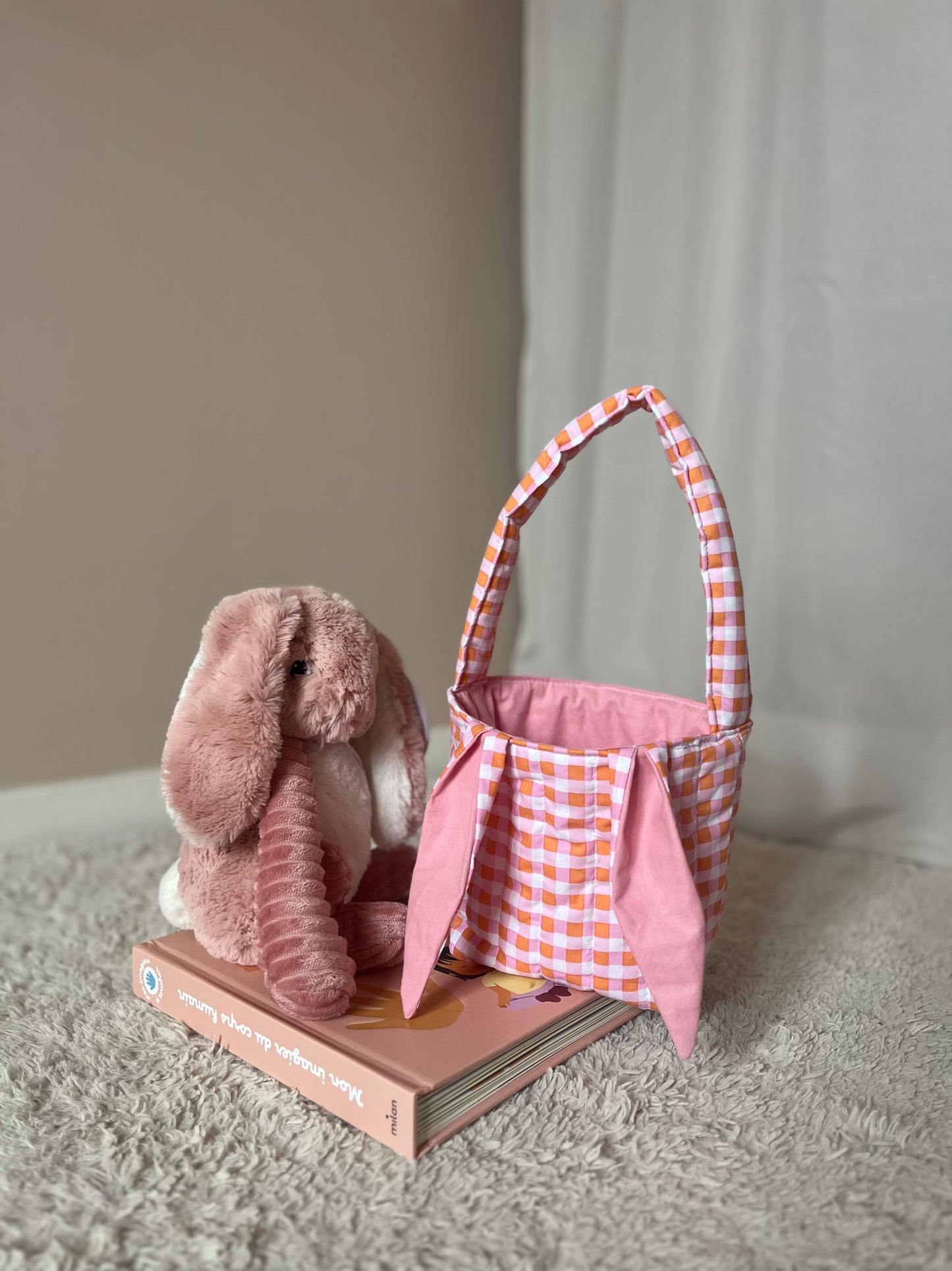 Panier de décoration pâques rose personnalisable