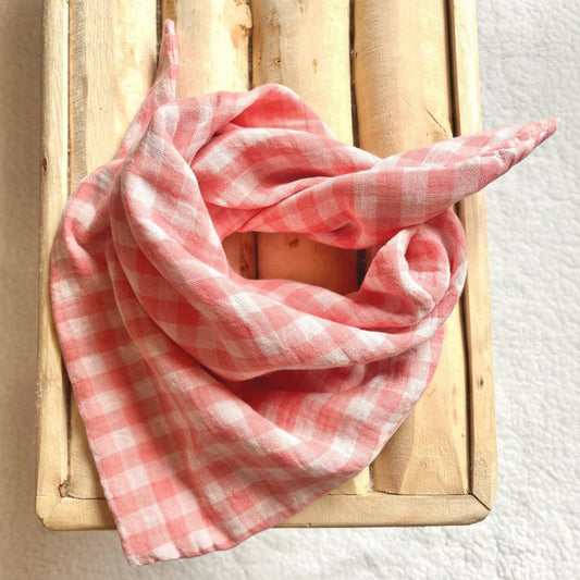 Foulard bandana enfant en double gaze de coton - Vichy rose