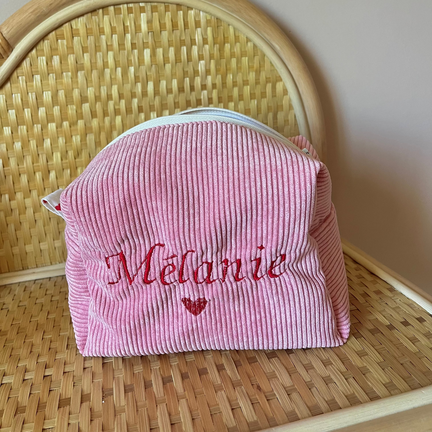 Les trousses de toilette velour rose coeur personnalisable - Taille médium