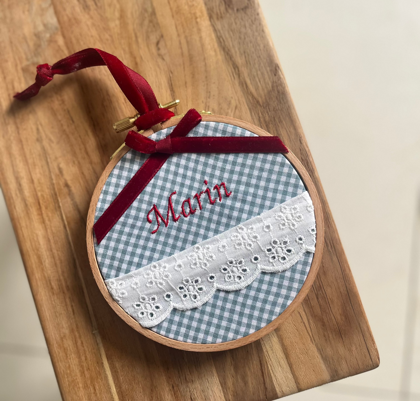 Suspension vichy bleu - prénom personnalisable