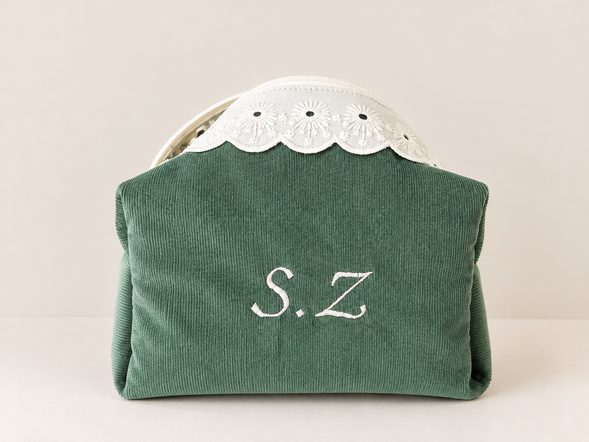 Trousses de toilette velours vert/Toile de jouy Personnalisable - Taille médium