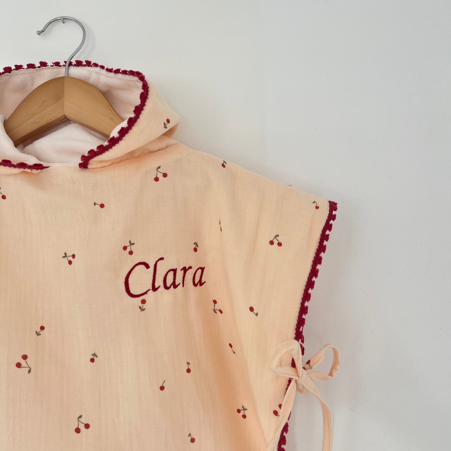 Les ponchos bébé et enfant personnalisable