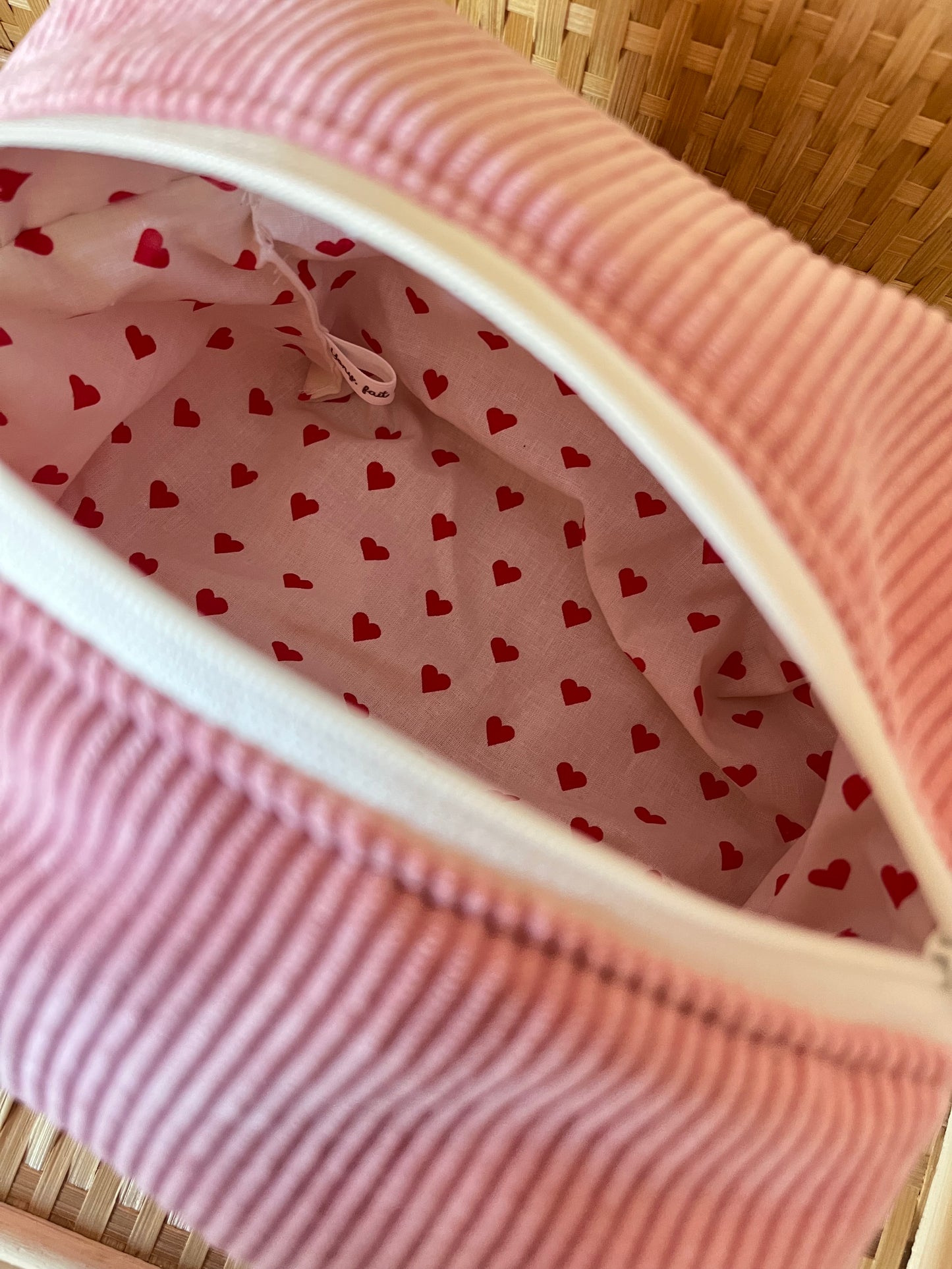 Les trousses de toilette velour rose coeur personnalisable - Taille médium